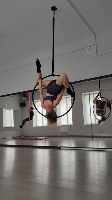 Воздушное кольцо
Aerial Hoop