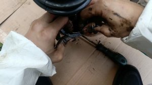 Как поставить стопорное кольцо если оно вылетело внутряняя граната . Лада калина
