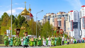 Больше 7200 прихожан вышли на Крестный ход в Сургуте