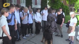 УЧАЩИЕСЯ ШКОЛЫ №7 ЖЕЛЕЗНОГОРСКА ПОБЫВАЛИ С ЭКСКУРСИЕЙ В ОТДЕЛЕНИИ ПОЛИЦИИ
