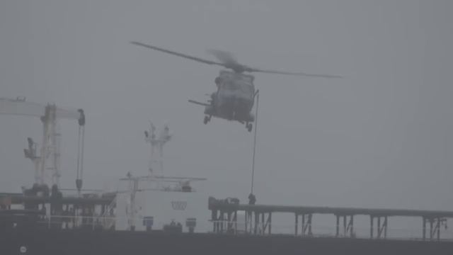 Французские ВМС захватили российский танкер «Тагор» в Атлантике.

Президент Франции сообщил,