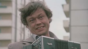 Кобра твоя на курорте? Фрагменты из фильма «Белые росы». 1983 г.