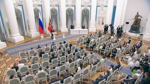 Вручение орденов «Мать-героиня» и «Родительская слава»