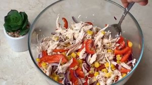 Беру БАНКУ КУКУРУЗЫ и готовлю гениальный салат! Вкусный рецепт из простых продуктов! Экономный