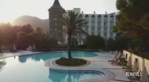 X Life Hotel 5*