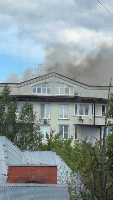 Пожар в многоэтажке в Звенигороде смотреть онлайн