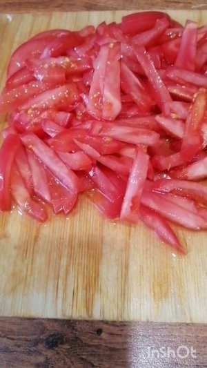 Весенний салат из свежей капусты