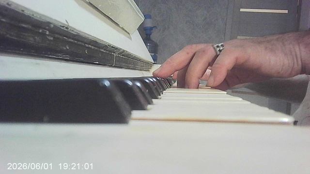 Пианино: "Как на тоненький ледок" (обработка автора канала - Ананьина Л.В.)