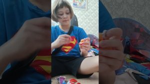 Распаковка киндер сюрпризов
