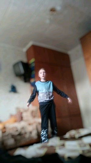 играю на гитаре кто хочет заходите послушать ПокА не поздно