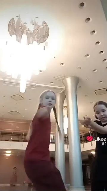 4113.mp4 смотреть онлайн