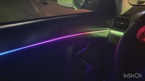 Чёрная контурная амбиентная подсветка салона автомобиля Днем и ночю