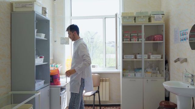 Практикант Фахрат (1 отделение)