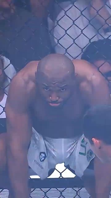 Самый устрашающий взгляд в UFC смотреть онлайн