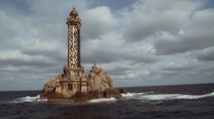 Sailing the Stained-Glass Ocean Liner： A Peaceful Steampunk Voyage ｜ AI 4K — Retrofutura