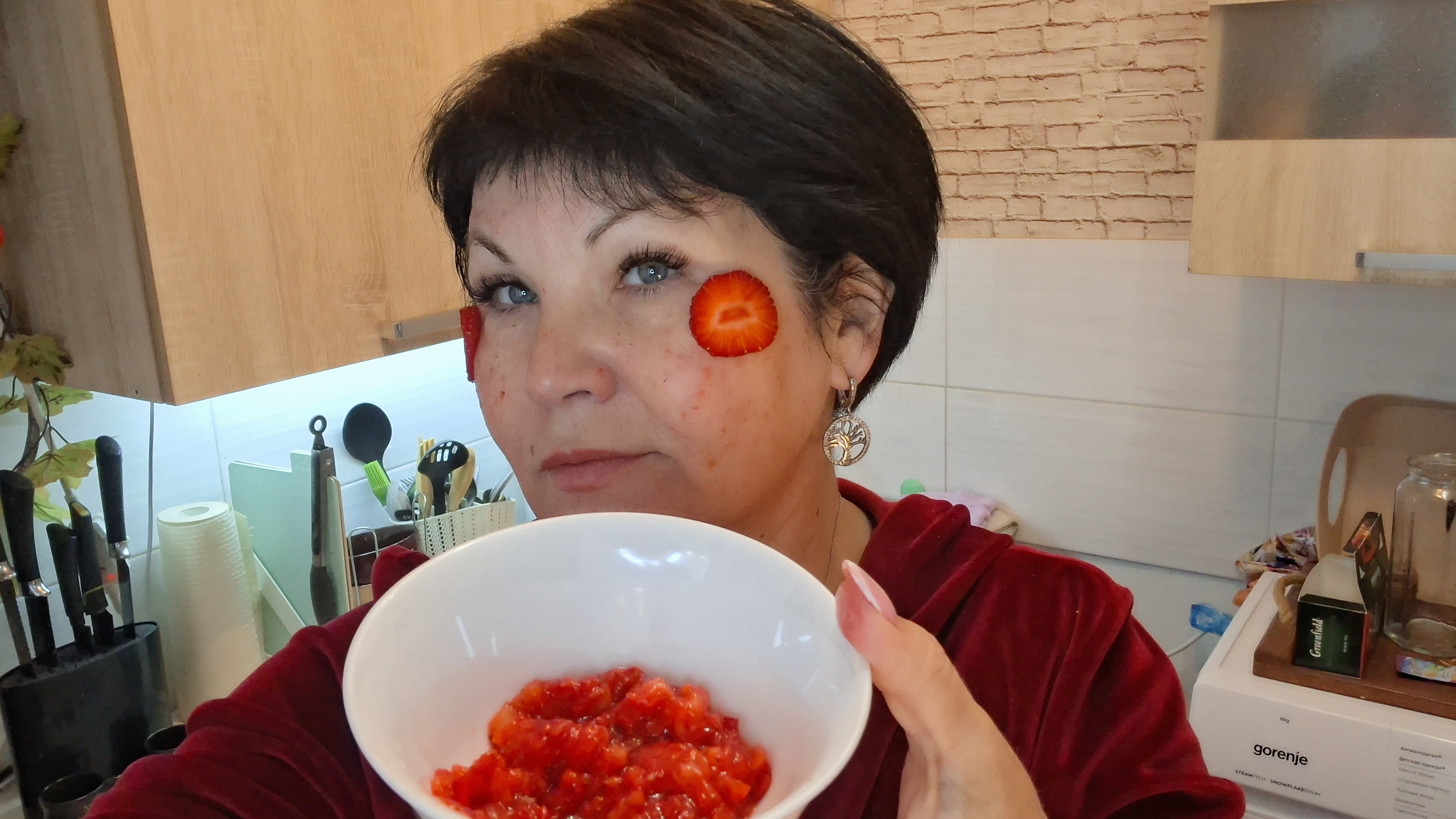01-06-2026 масочка за сто рублей🤭 только об одном жалею😟 смотреть онлайн