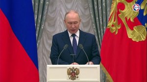 Владимир Путин вручил государственные награды многодетным семьям