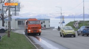 ПАРК ТЕХНИКИ УСИЛИВАЕТ ДРСУ В СТОЛИЦЕ КАМЧАТКИ • НОВОСТИ КАМЧАТКИ