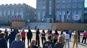 Утренняя зарядка сотрудников администрации Ачинского округа