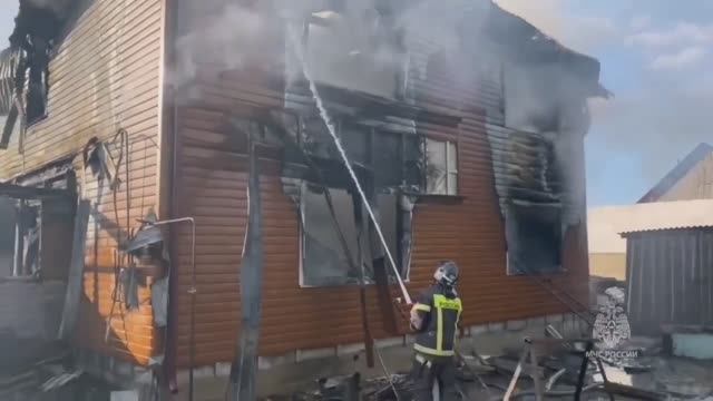 Пожар унёс жизни двух человек в Курганской области