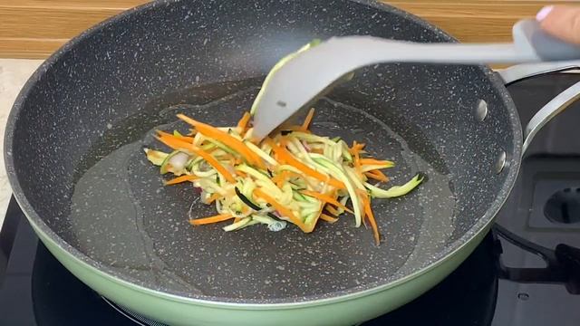 Быстрый, Простой и Вкусный Ужин или Завтрак из кабачков! Вкусные жареные Кабачки и Яйца!
