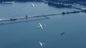 Летающие такси больше не выдумка

Китайская компания AutoFlight провела испытания своего тяжелого эл