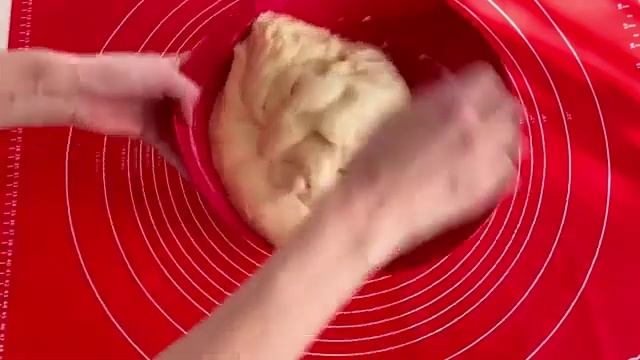 Предлагаю Вам маковый рулет. Очень вкусный. Обзор приготовления. смотреть онлайн