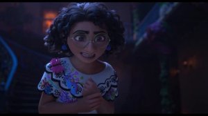 ENCANTO Featurette -  Trivia With Lin-Manuel Miranda and Stephanie Beatriz  (2021)