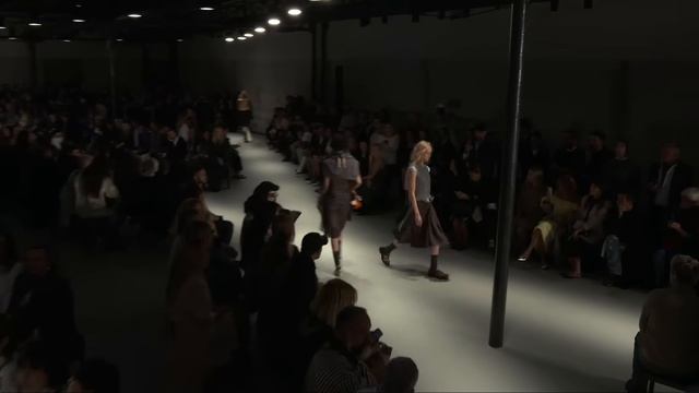 N°21 ｜ Spring⧸Summer 2026 ｜ Milan Fashion Week