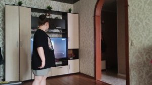Ева учит меня танцевать 💃 😁