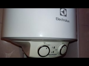 Electrolux сделано с «умом». Ремонт водонагревателя.