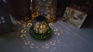 Дождь ☔️, фонарики на балконе, сухоцветы и комнатные цветы 💐
