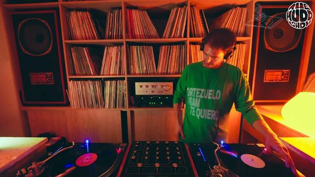 Gulp @ themuddshow x Orange Lamp смотреть онлайн