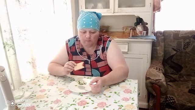 Обед. Приятного аппетита 😉 смотреть онлайн