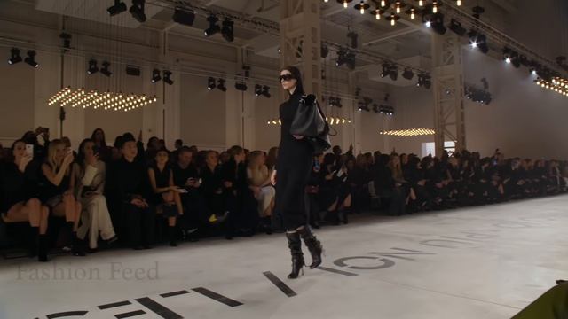 Fendi ｜ Fall⧸Winter 2026⧸27 ｜ Milan Fashion Week