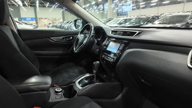 Nissan X-Trail, смотреть онлайн
