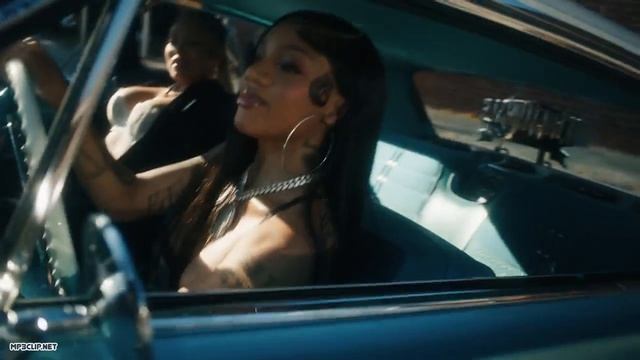 GloRilla - PROCEDURE (feat. Latto) смотреть онлайн
