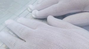 Приборное стекло 42,3х14,5х2 мм