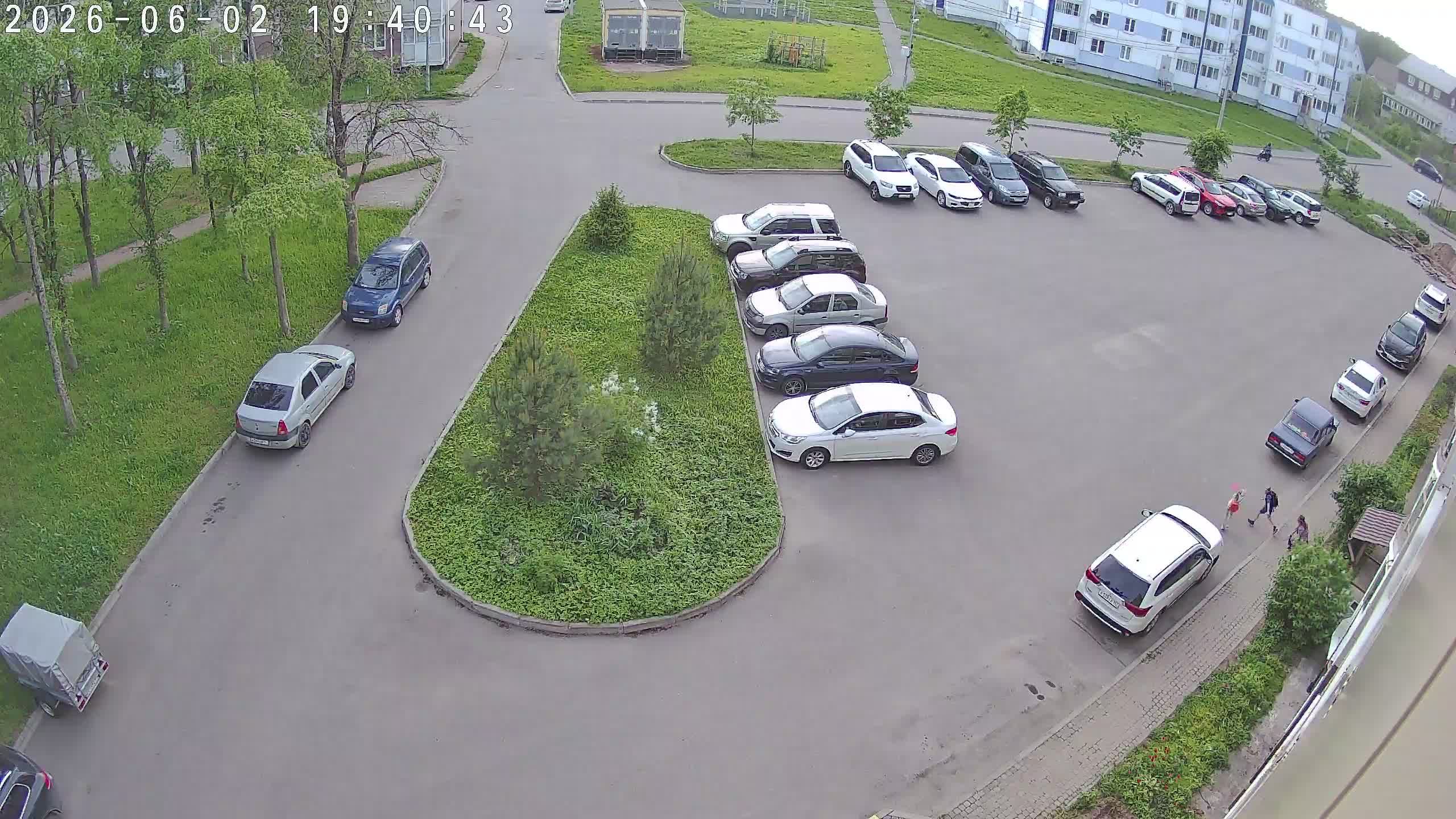 Двор
