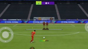 продолжаю играть в total в футбол
