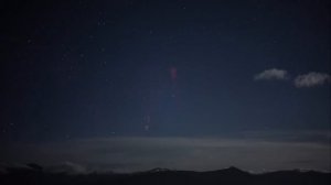 Редкие красные спрайты над Тибетом попали на видео.

Очевидцам удалось заснять неуловимое явление —