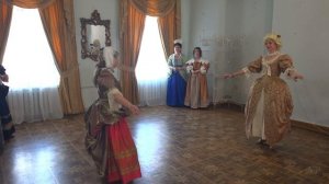 BAROQUE DANCE Entrée de deux femme dancee par M-lle prouost et M-lle Guiot au festevenitienne