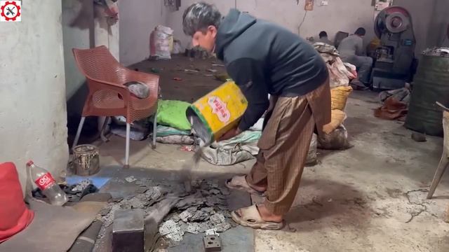 Производство навесных замков, как это...
