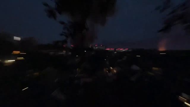 Ракетные удары возмездия ВС РФ по Киеву, от этого шока, Зеленский спрятался в бункер, а люди в метро
