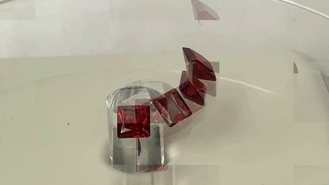Квадраты граната альмандина 5, 6 мм