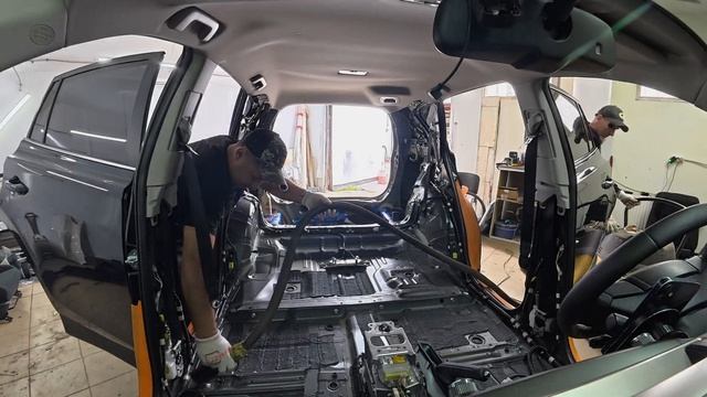 шумоизоляция своими руками Toyota Rav 4
