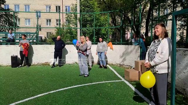 Златоустовские полицейские поздравили подшефных с днём защиты детей смотреть онлайн