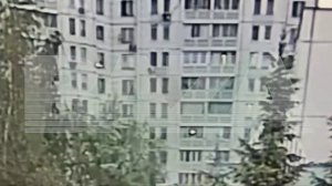 Москвич вытолкнул в окно свою подругу на северо-востоке столицы во время вечеринки — девушка погибла