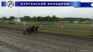Заезд 3 - Приз «Кипра» для лошадей орловской рысистой породы 3-х лет. 1600 м.