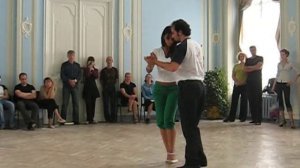 Болеос и Адорнос Марсела Гевара и  Стефано Гвидиче